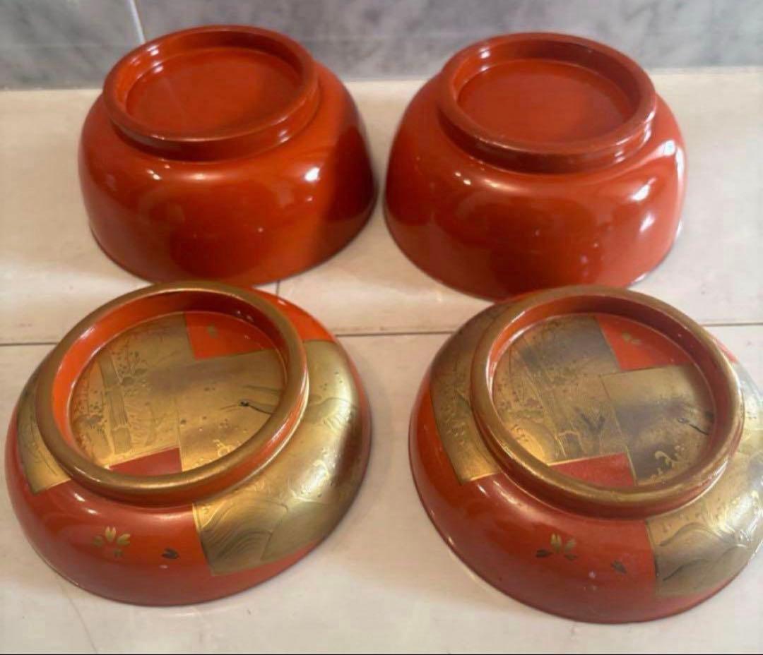 鶴や松竹梅が美しくふんだんに使われた金彩が美しい絢爛豪華な蒔絵の木製輪島お椀2客