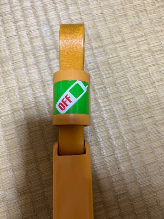 つり革(優先席)