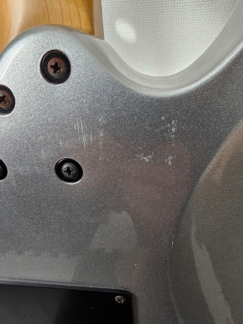 江*彰様 Ibanez RG シルバー エレキギター 社外ソフトケース付き