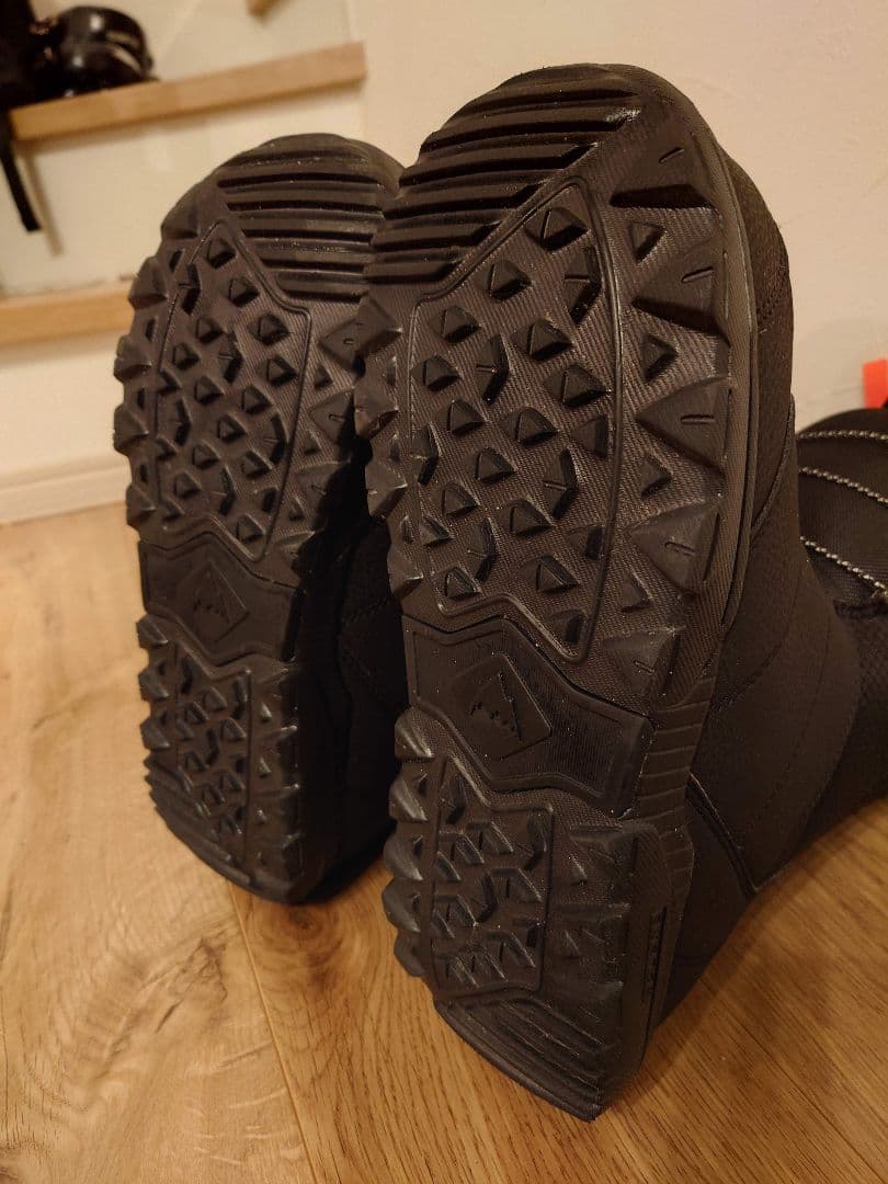 23‐24モデル Burton Moto メンズ スノーボードブーツ 27cm