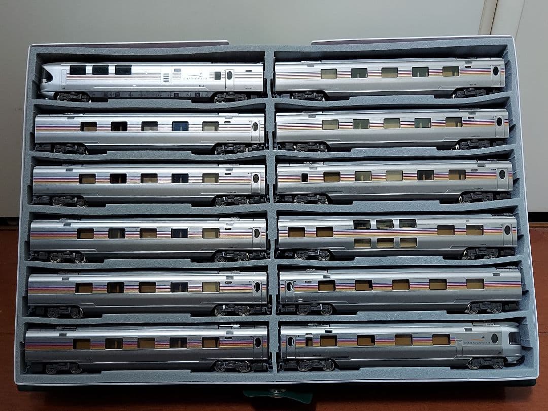 KATO 10-1608、10-1609 12両フルセット