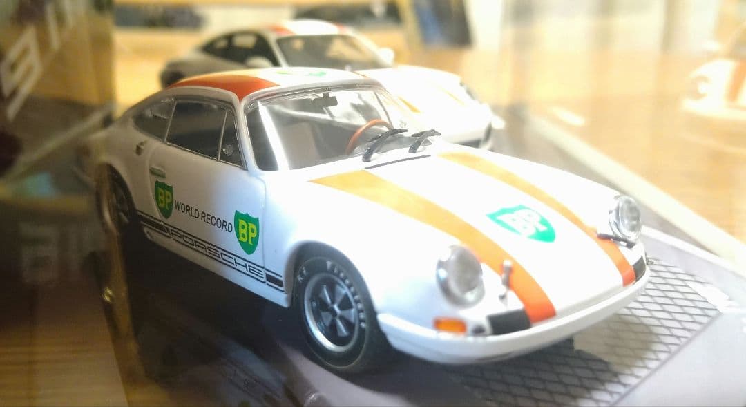 ミニチャンプス アジア特注品 1/43 ポルシェ 911 R 2台セット