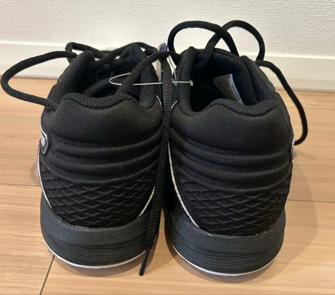 【新品未使用】ASICS バレーボールシューズ ホワイト/ブラック25.0cm