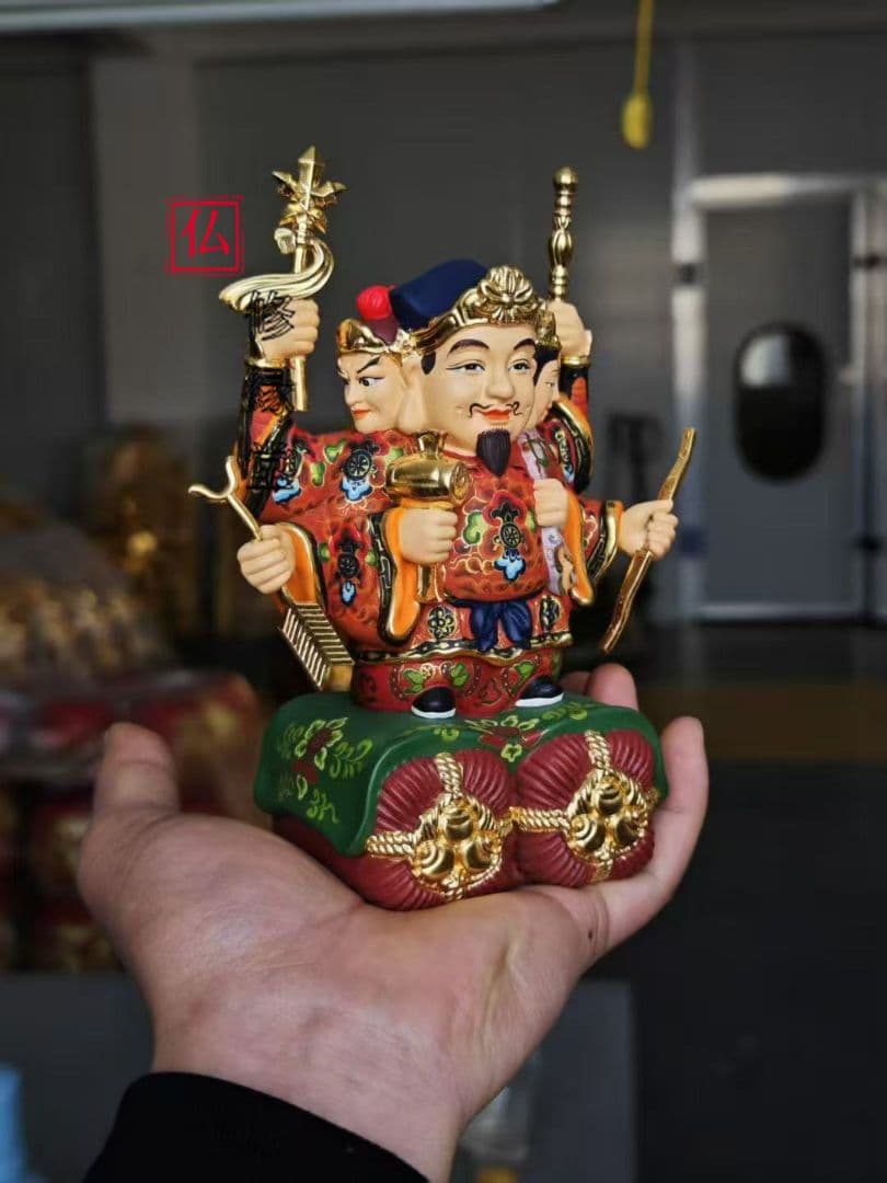 【修縁堂】古美術品 16CM 三面 塗り絵です 大黒天