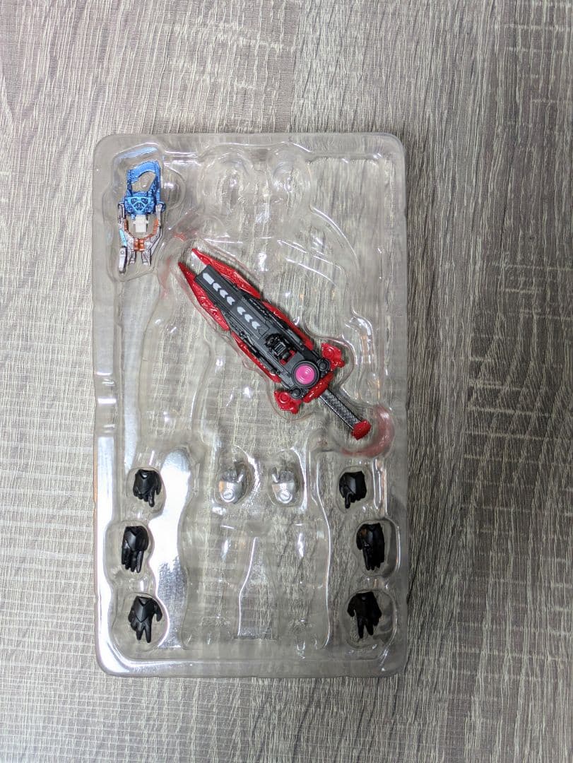 SHFiguarts 仮面ライダーヴァレン チョコドンフォーム