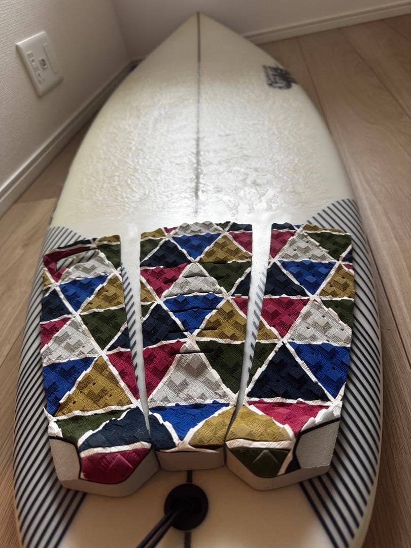 DHD 3DX ショートボード 5'9 FCSフィン リーシュコードカバーセット