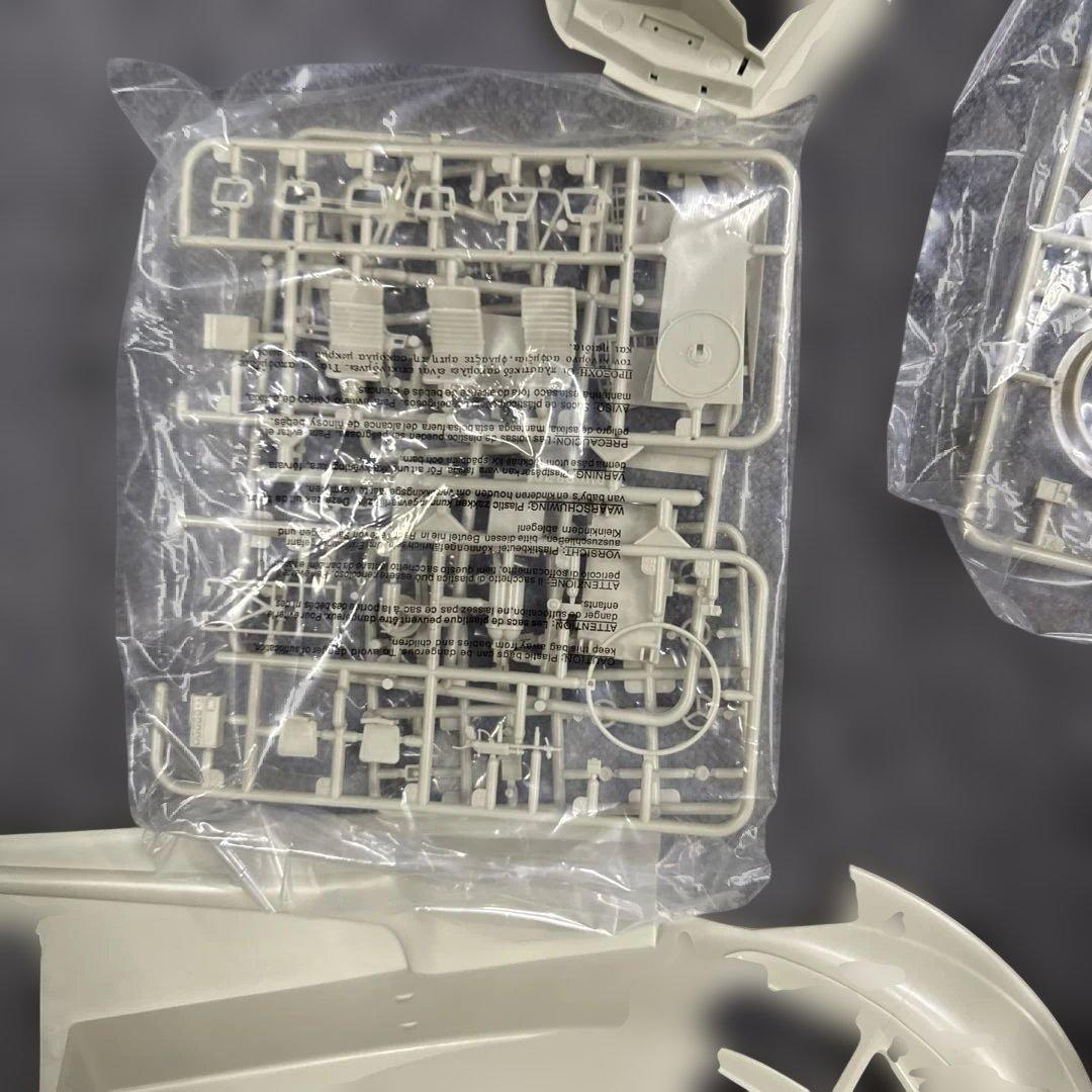 現状品メビウス Proteus Submarine 1/32スケール