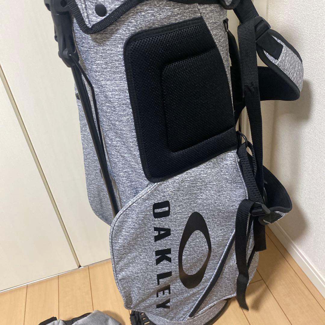 OAKLEY オークリー グレー キャディバッグ　美品　おまけ付き