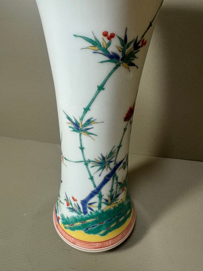 2141  其泉　色絵岩牡丹　梅竹文　花瓶