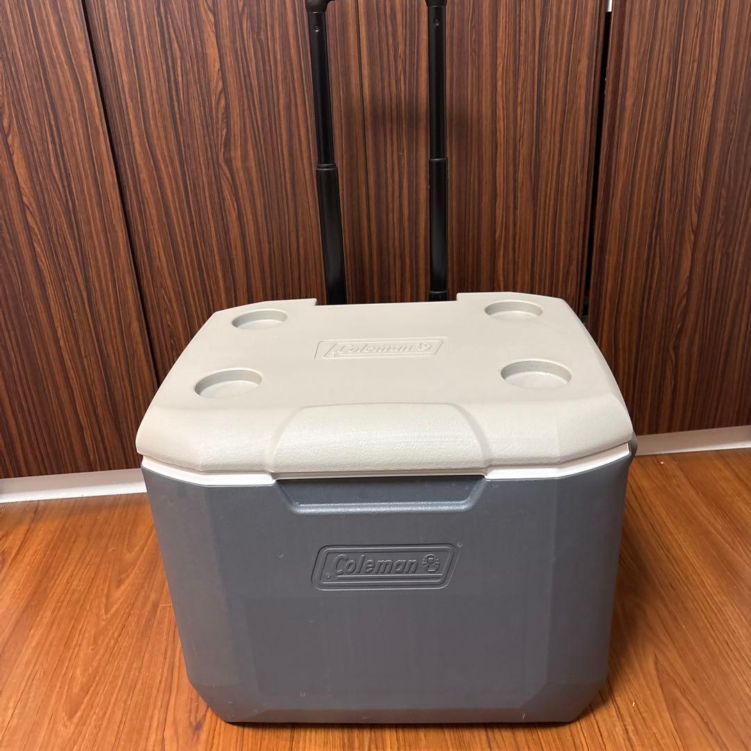 コールマン⭐︎限定カラー⭐︎美品⭐︎クーラーボックス