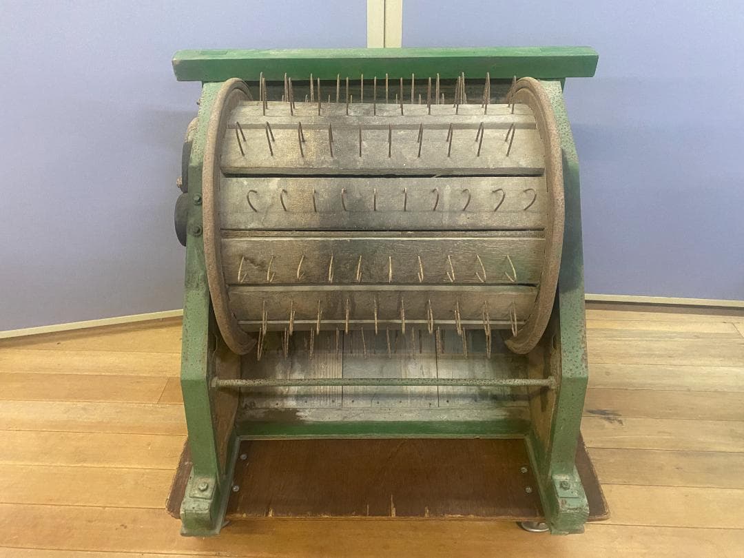 ＜引き取り限定＞足踏み式　脱穀機