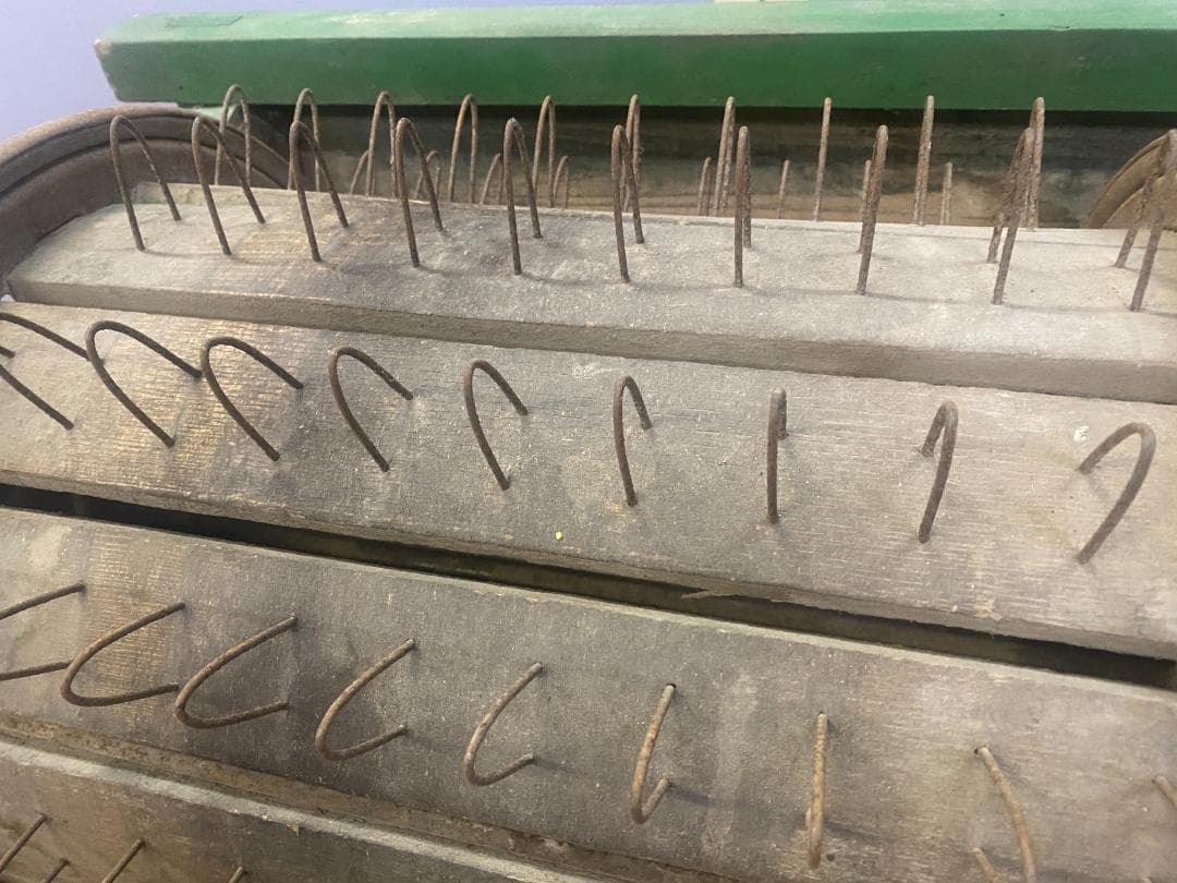 ＜引き取り限定＞足踏み式　脱穀機