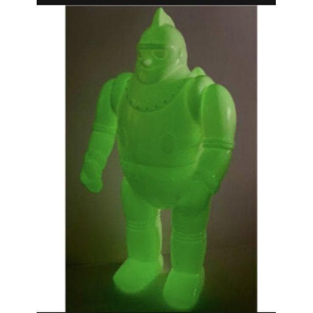 【50体限定】 M1号 蓄光【デラックス鉄人28号】未塗装版　ソフビ　フィギュア