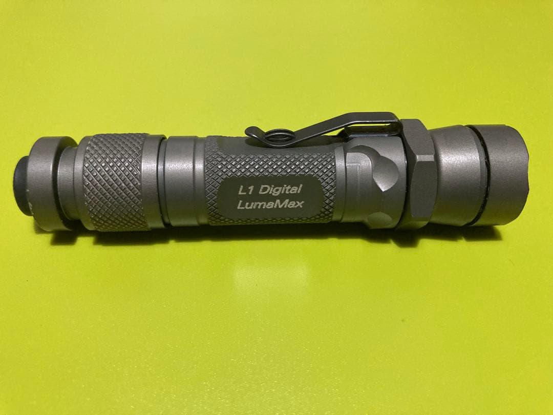 ライト・ランタン surefire L1 Digital LumaMax