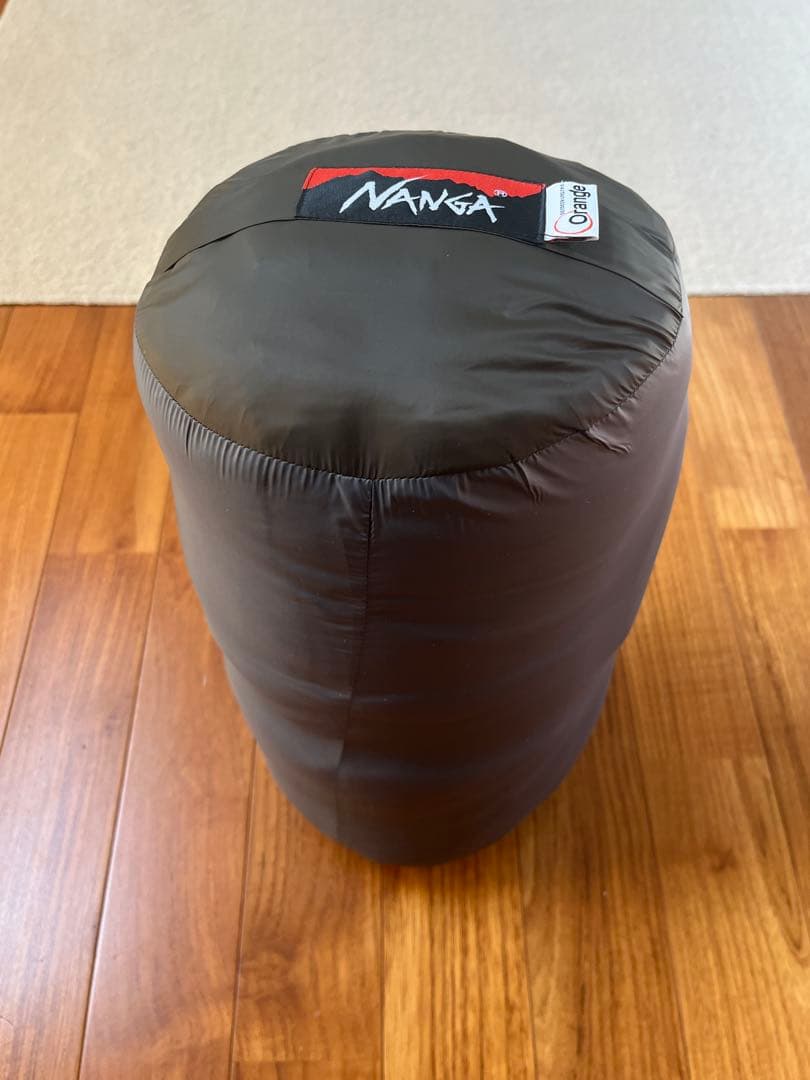 NANGA コンパクト寝袋