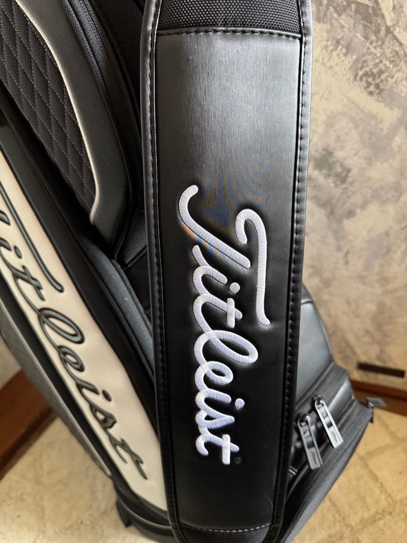 美品☆現行品☆Titleist キャディバッグ ☆