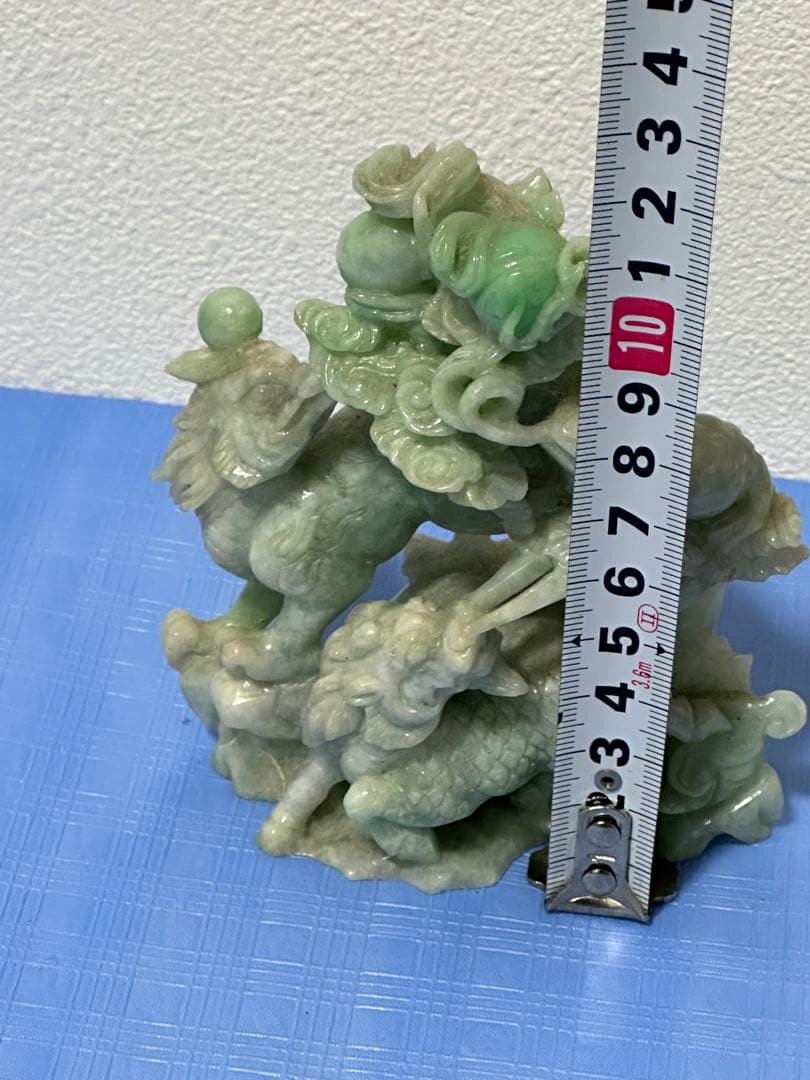 中国美術 翡翠 置物 天然石 彫刻 ヒスイ