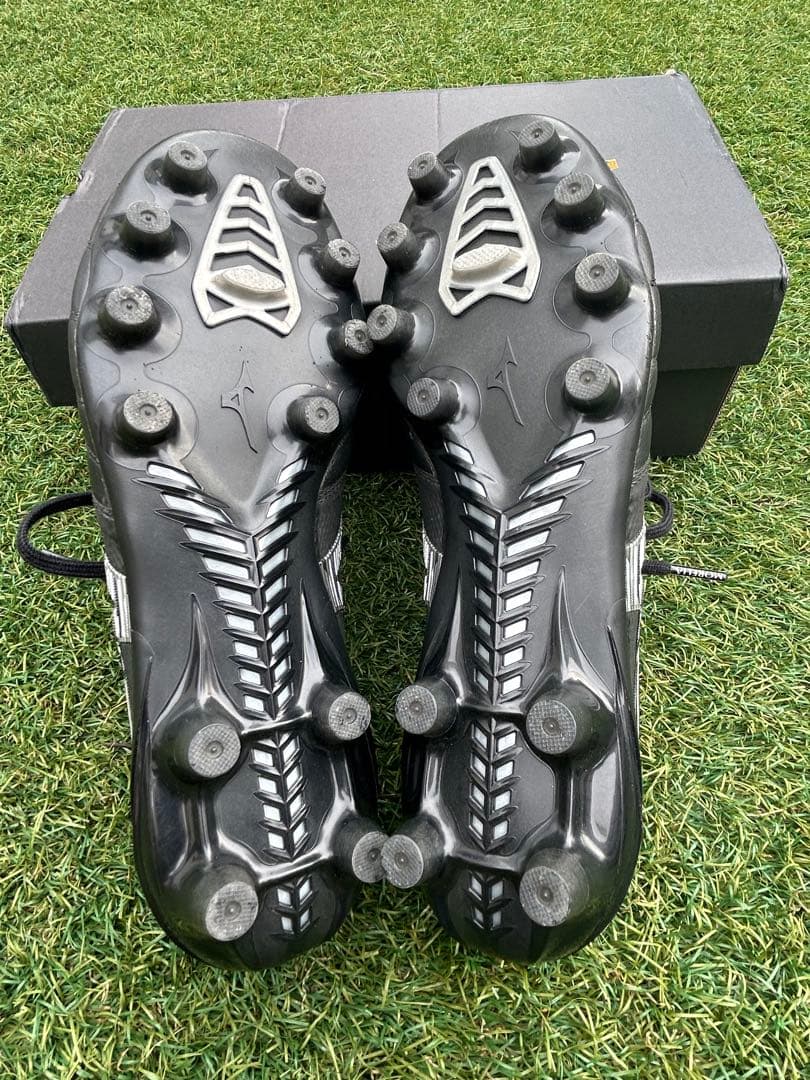 試し履きのみ　ミズノ　モレリア ネオ 4 ベータ ジャパン24.5cm