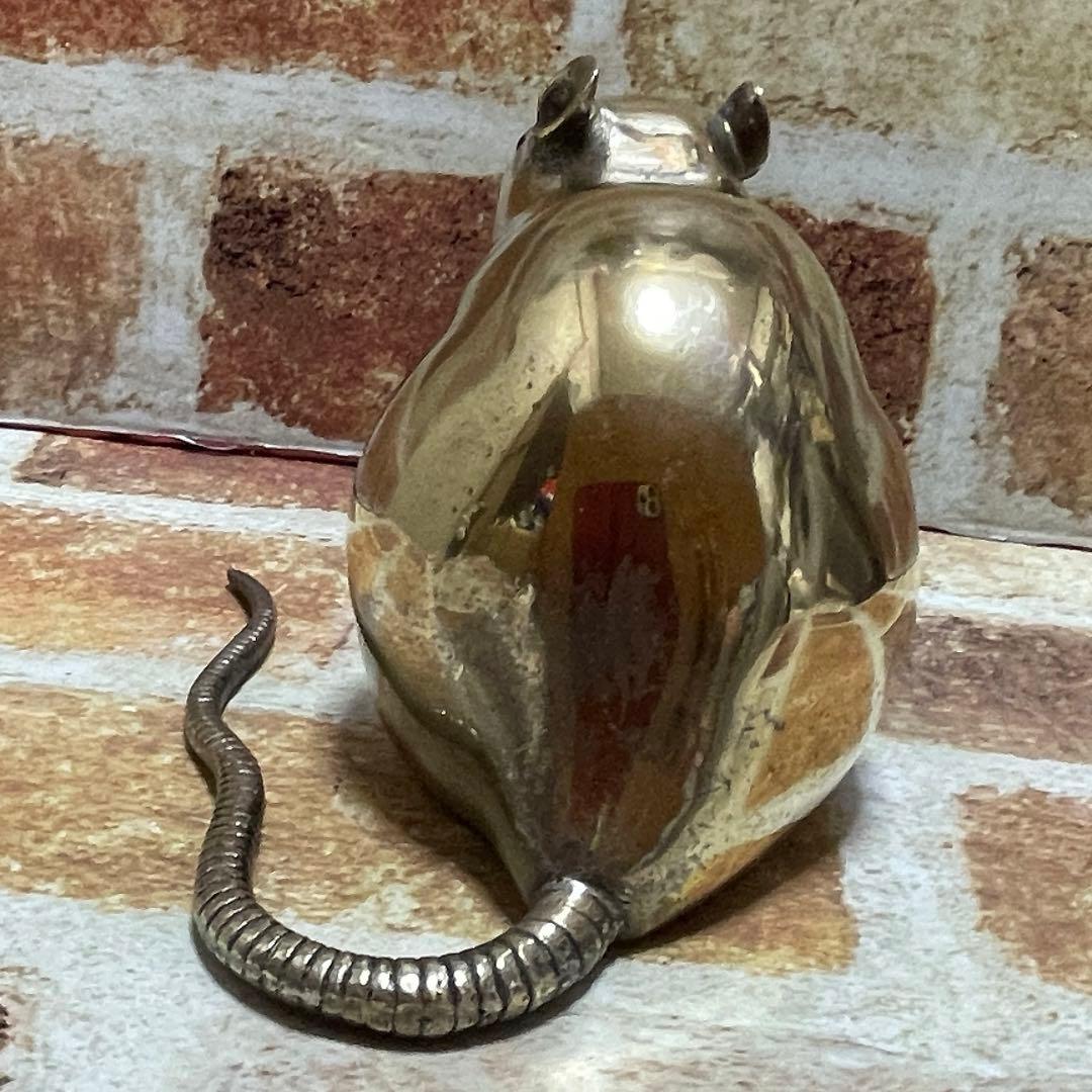 正斉(銘) 栗持ち鼠　金属製