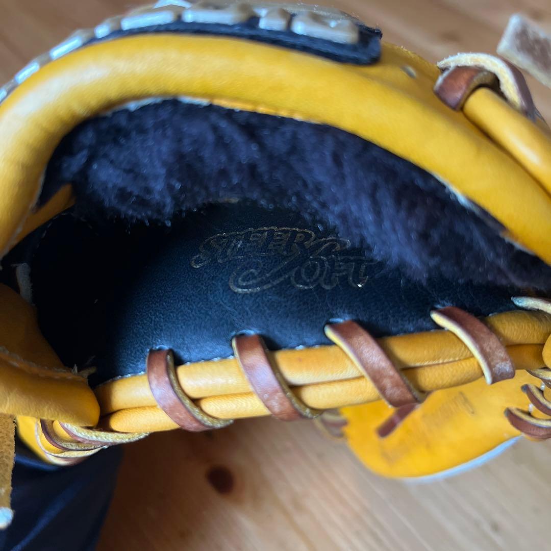 ミズノ　グローバルエリート　外野手　左