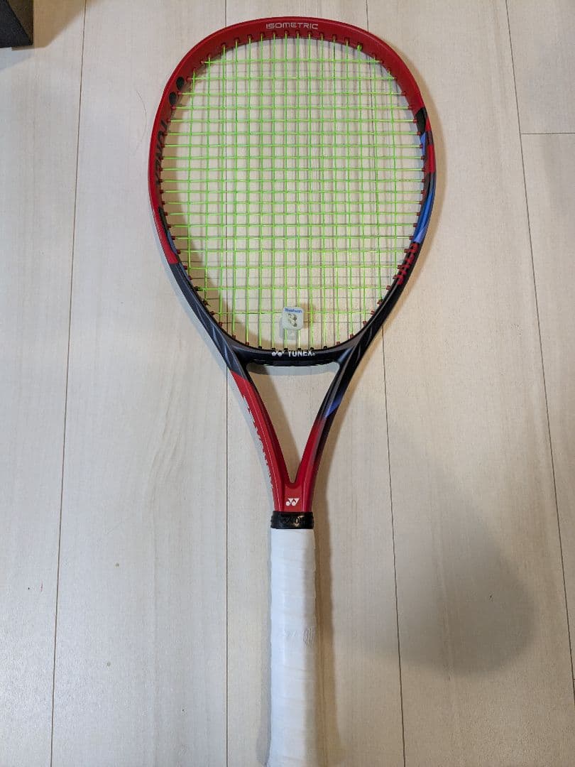 【ほぼ新品・2回のみ使用】YONEX ブイコア100（2023）グリップサイズ2