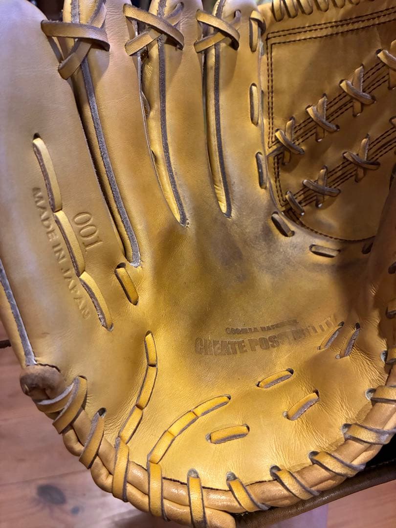 GORILLAJIRUSHI 硬式グローブ イエロー　ゴリラ印　左利き