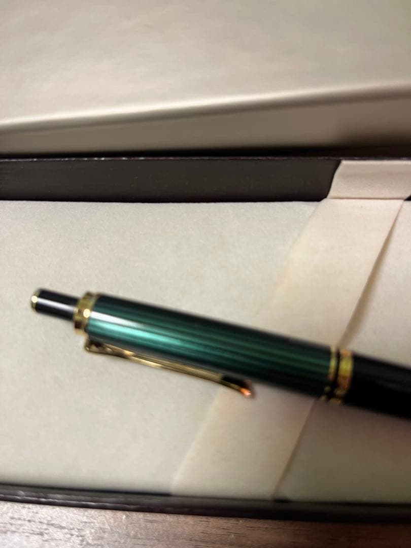 【最終値下げ】【新品】ペリカン　スーベレーンD400 シャープペン　0.7 緑縞