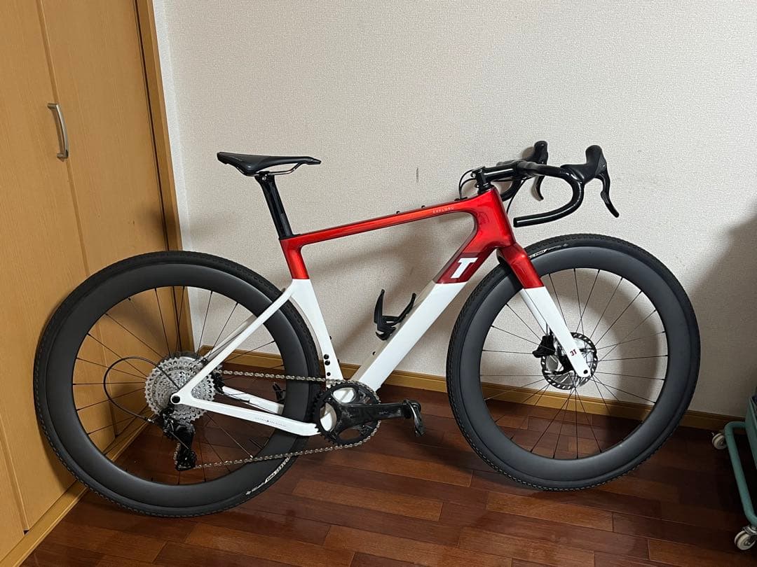 自転車本体 3T exploro race max ekal