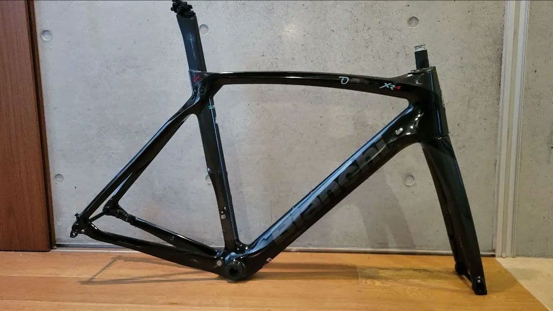 【最終値引】Bianchi OLTRE XR4 DISK 2020Size57