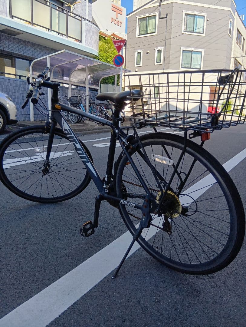 クロスバイク　AIRON　自転車本体　軽量　サイクリング　スポーツ