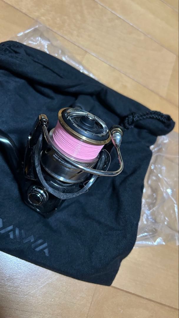 リール LUVIAS FC LT2000S-XH