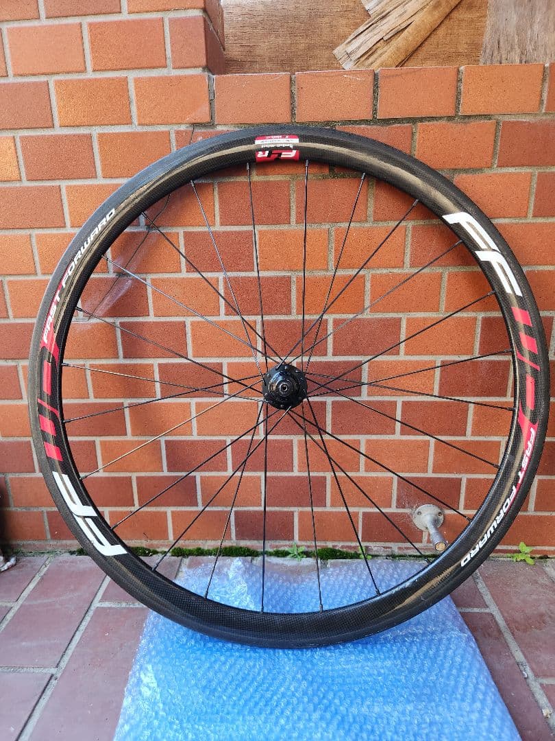 FFWD F4R チューブラー