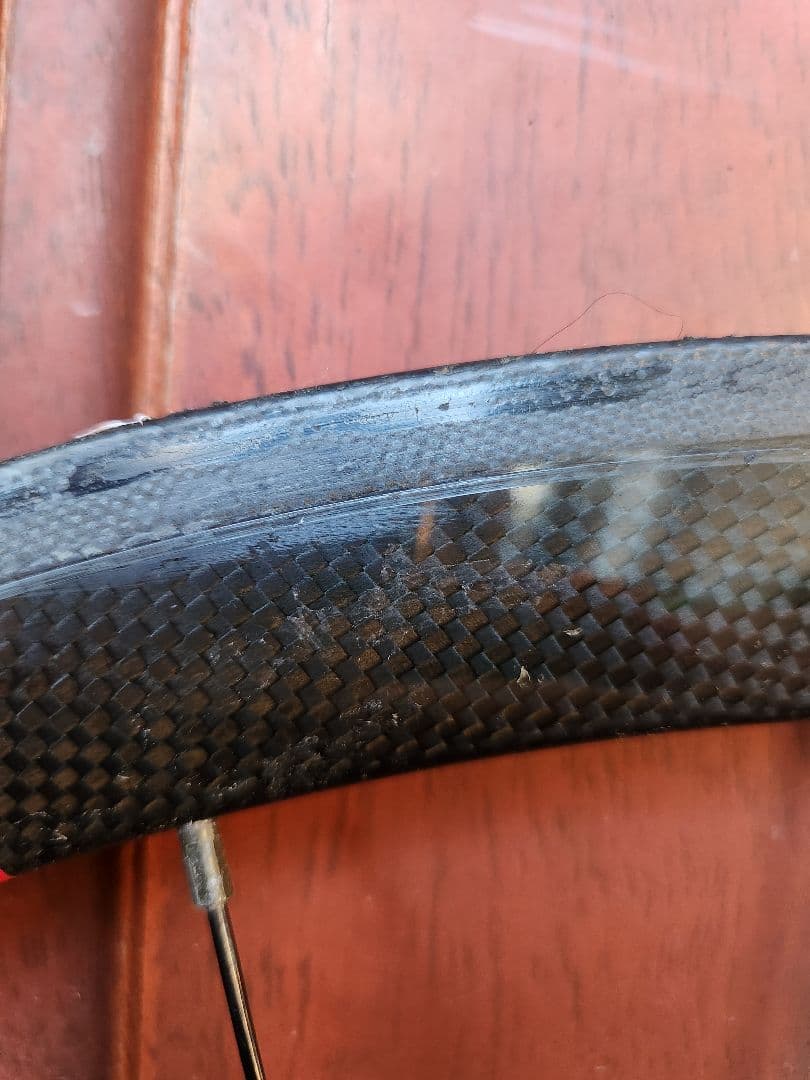 FFWD F4R チューブラー