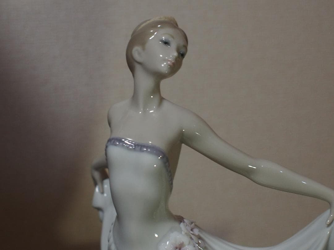 ◆LLADRO リヤドロ 踊る少女 スペシャルバージョン フィギュリン　美品