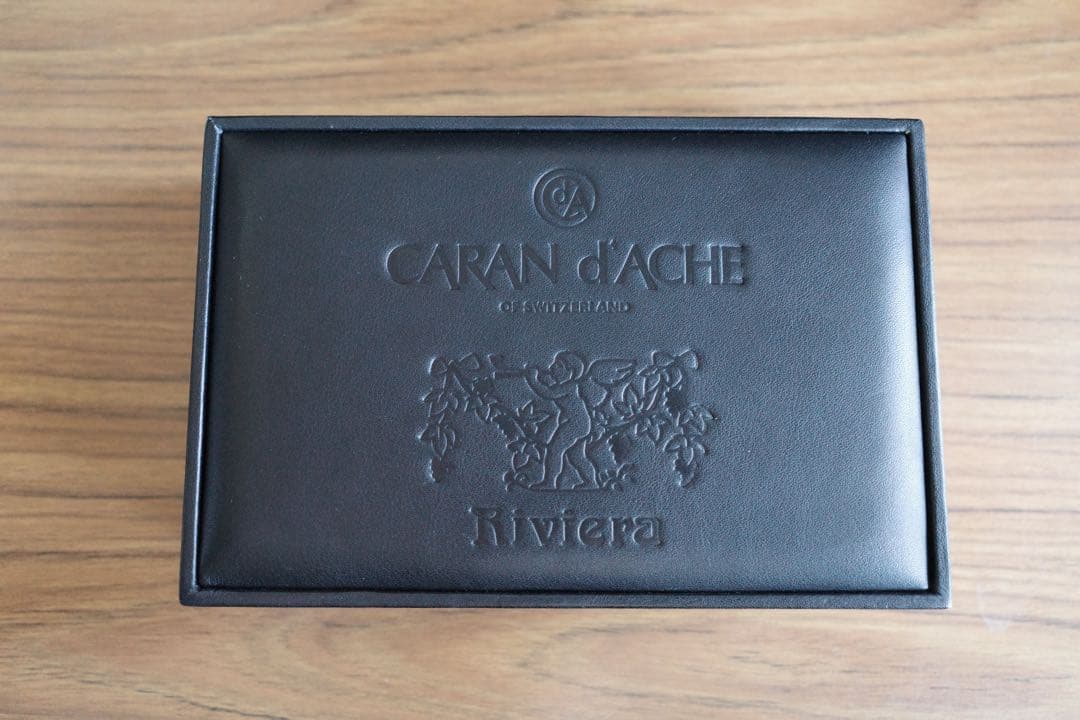 カランダッシュ　リビエラ・限定万年筆　外・内箱アリ（Caran d’ache ）