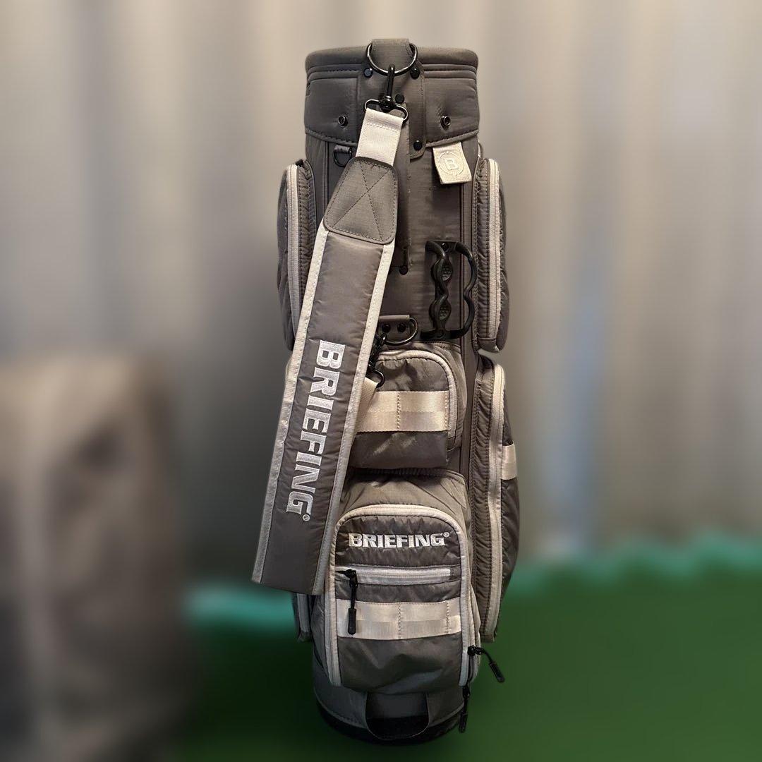 BRIEFING★CR-6＃02★ブリーフィング★8.5型★軽量　　グレー
