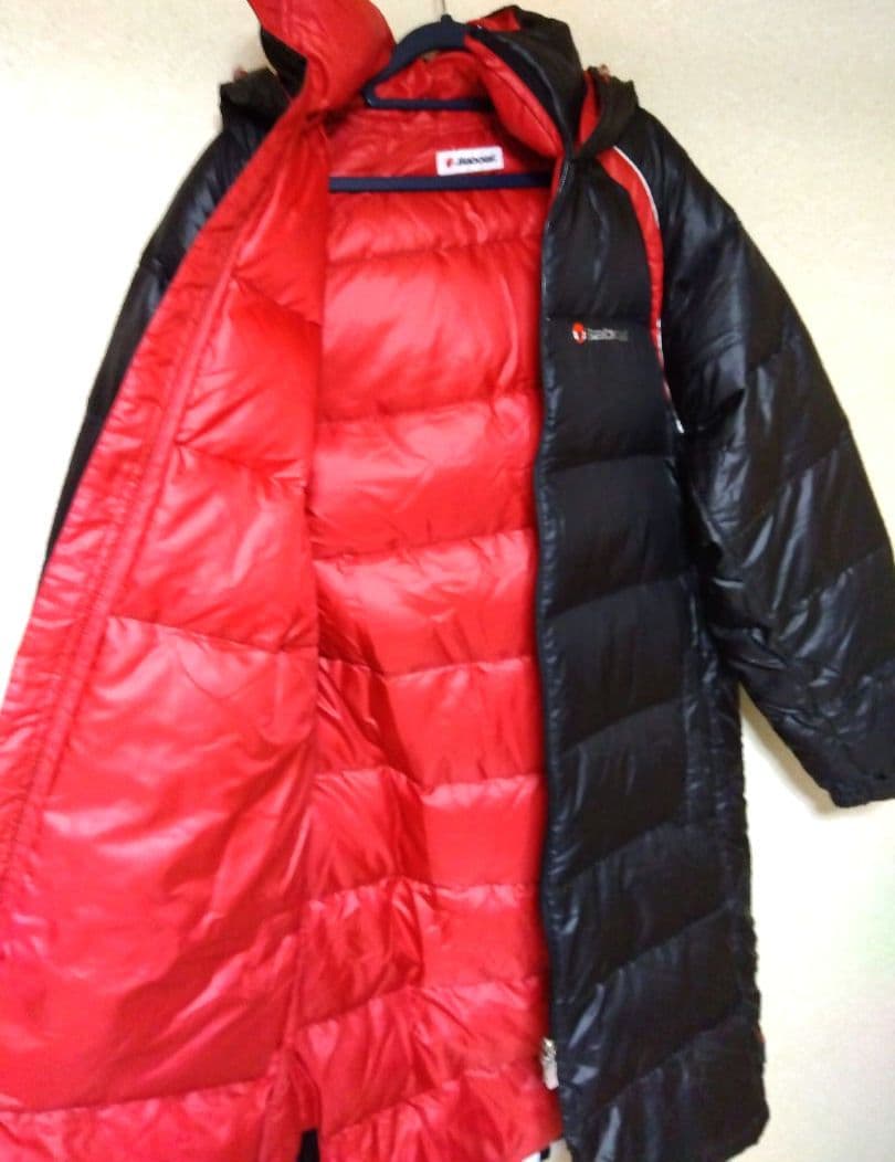 バボラ　ベンチコート　ダウン　テニス　ウェア　バドミントン　アウター　メンズ