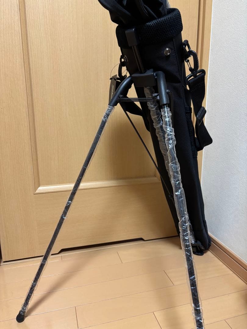 Titleist タイトリストセルフスタンドキャリー　ゴルフバッグ黒赤