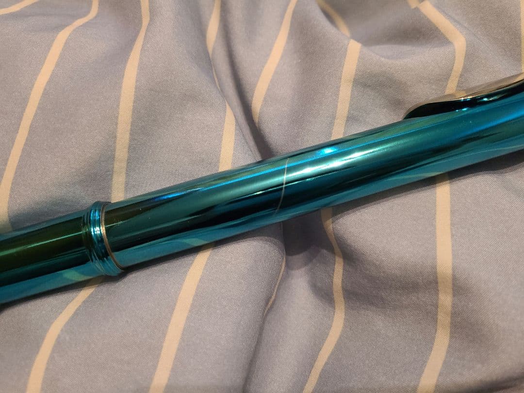 Eastar フルート本体 ケース付き メタリックブルー