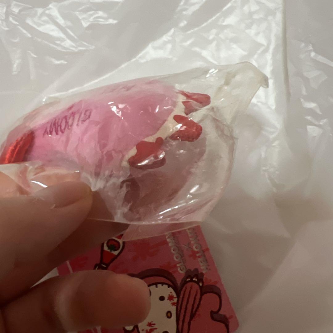 グルーミー×ハローキティ　うでぐ〜るみ〜