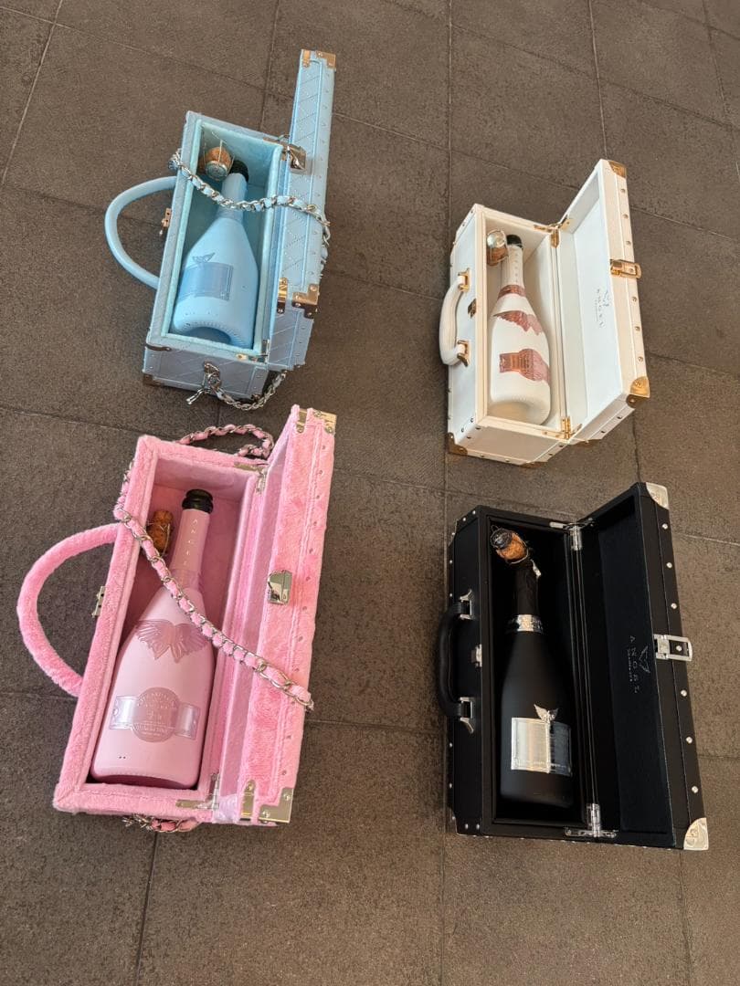 エンジェル ANGEL シャンパン 空箱 ボトル キャリーケース ４色セット