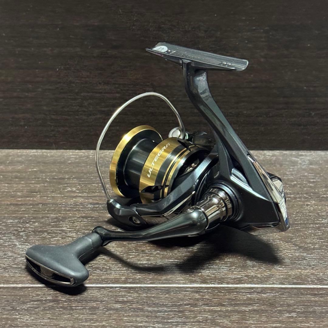 美品 シマノ 25 アルテグラ C3000XG