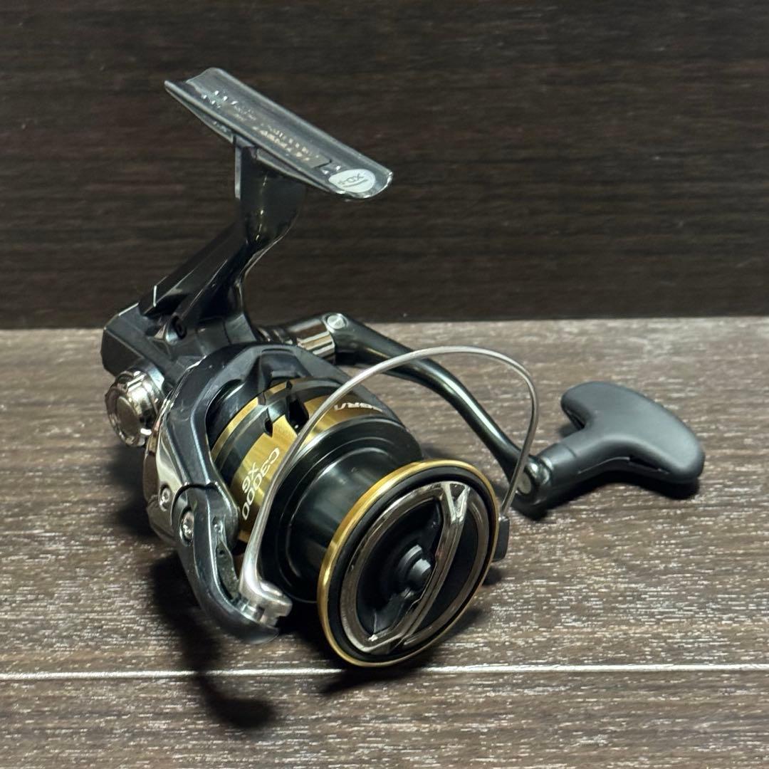 美品 シマノ 25 アルテグラ C3000XG