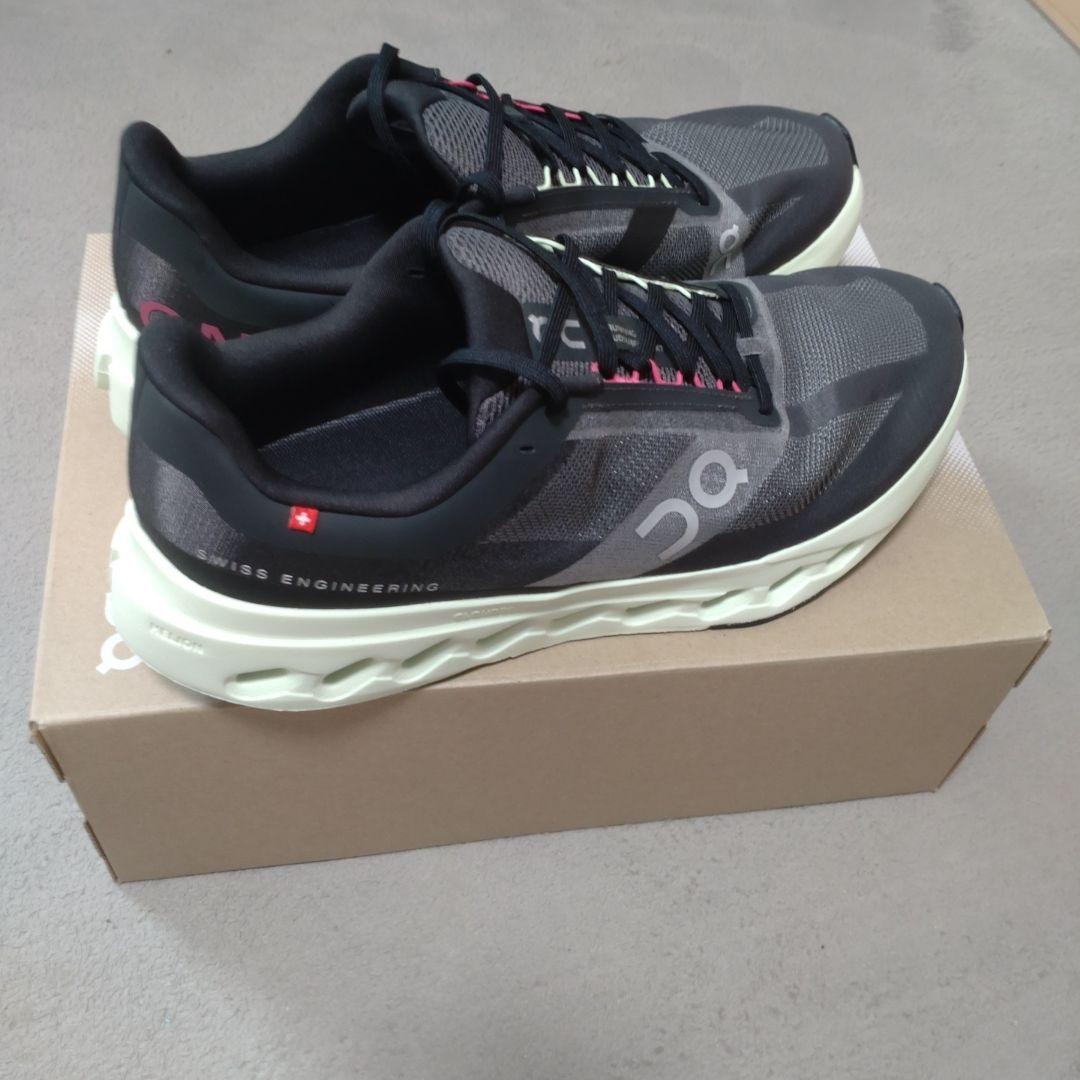【超美品】On Cloudsurfer Next ランニングシューズ