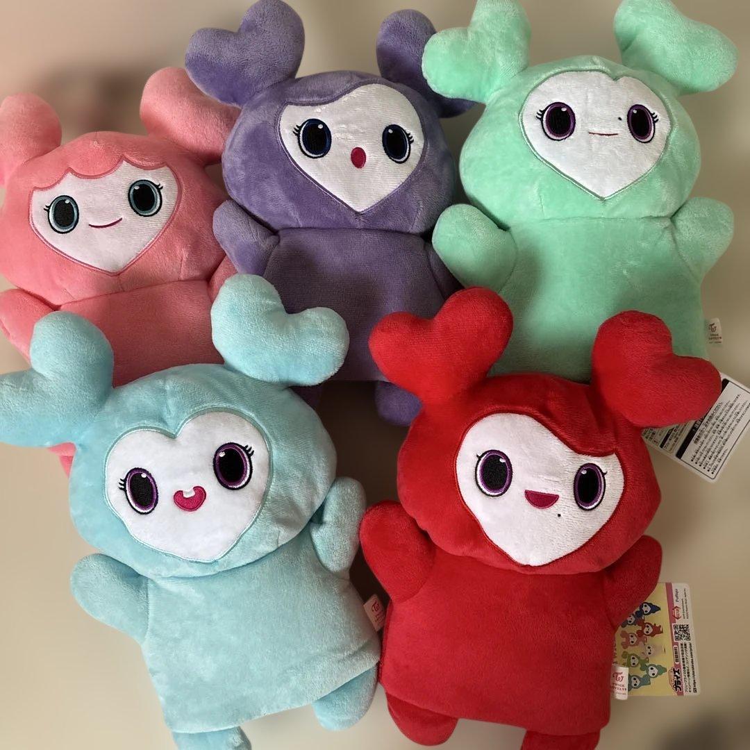 TWICE ラブリー　パペット　ナヨン　ミナ　サナ　モモ　チェヨン　ミサモ