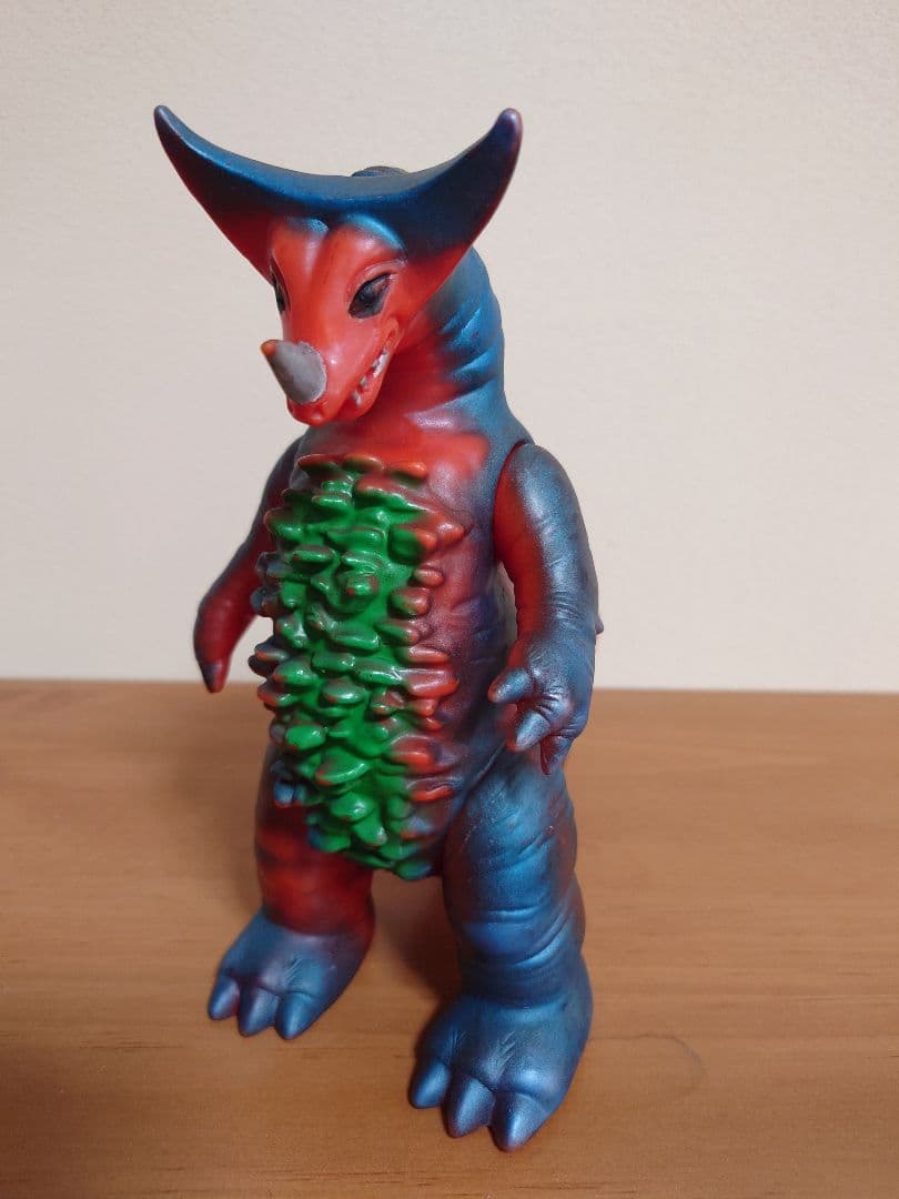 【当時もの良品！】ブルマァク　ソフビ　ゴモラ　初代ウルトラマン