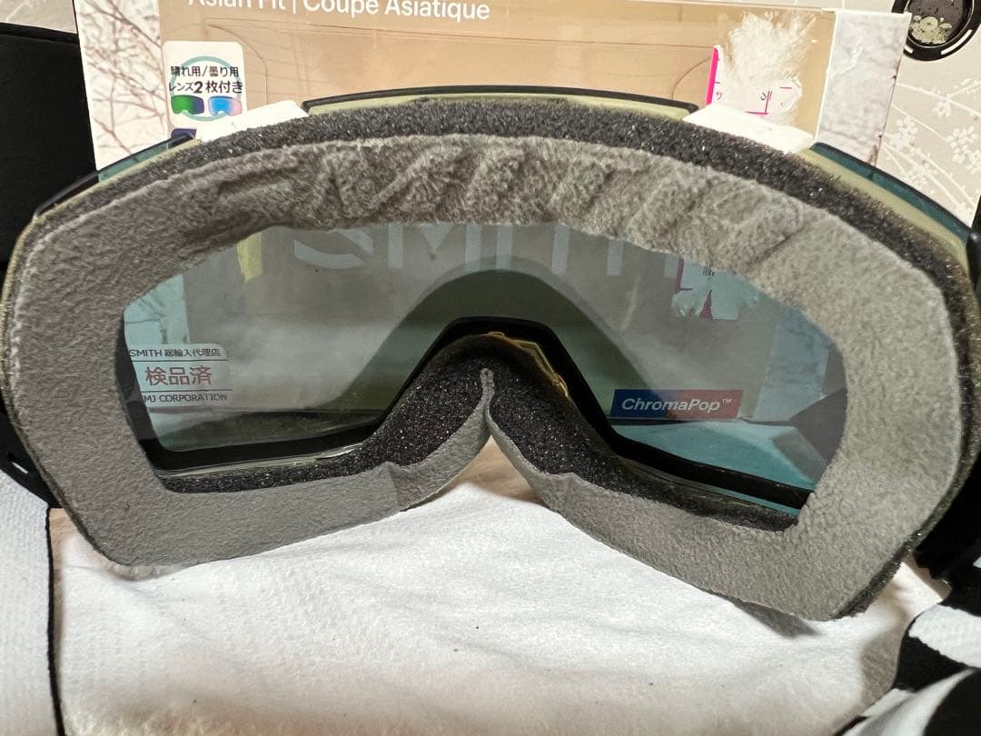 SMITH ゴーグル 交換可能レンズと付属品、収納ケース2個付き
