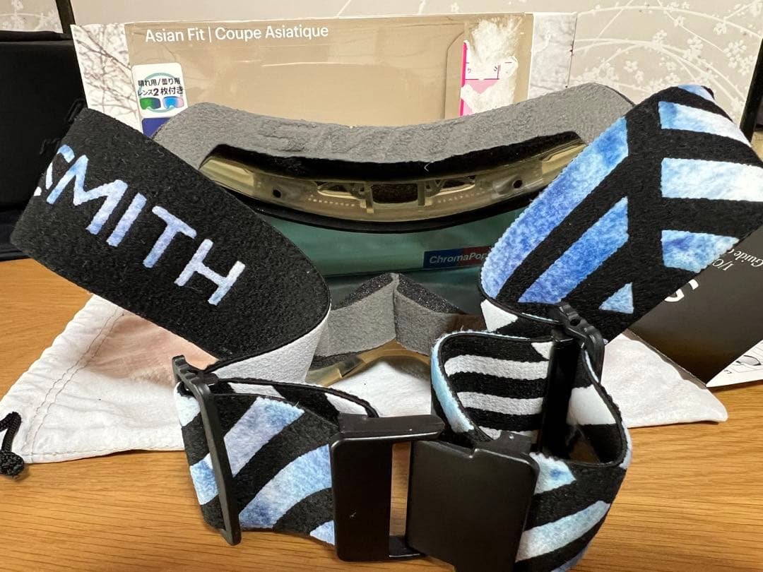 SMITH ゴーグル 交換可能レンズと付属品、収納ケース2個付き