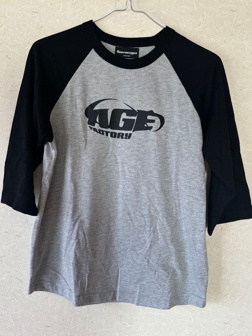 Age Factory ラグランTシャツ