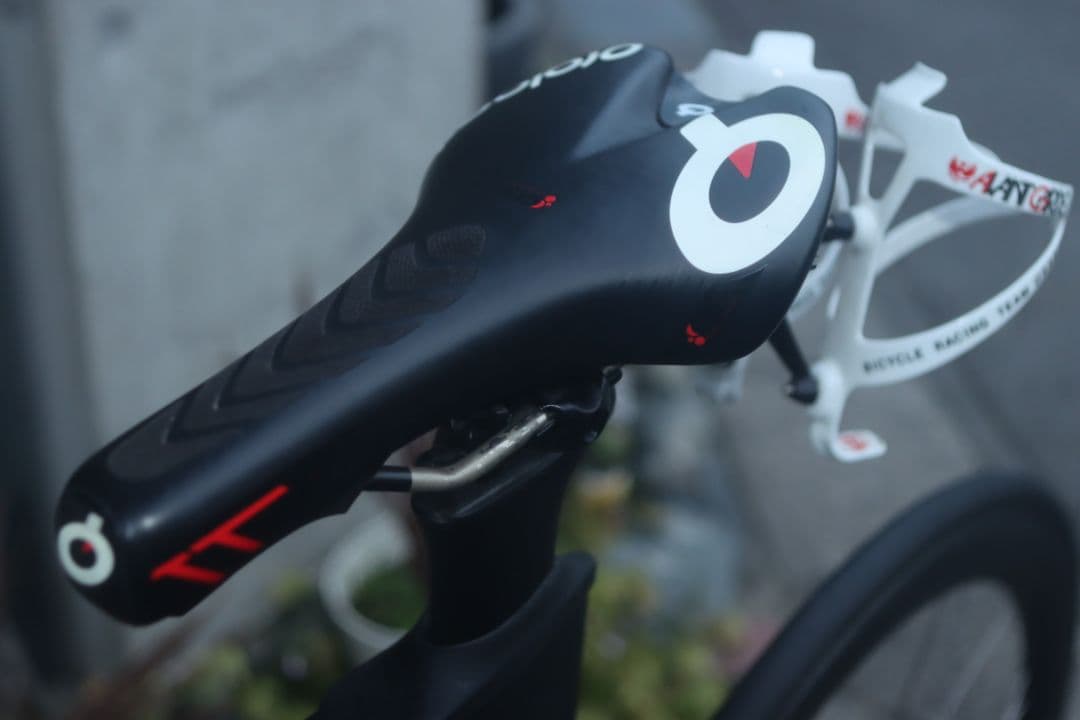 愛知 希少 VENTUM ロード TTバイクトライアスロン di2 CORIMA